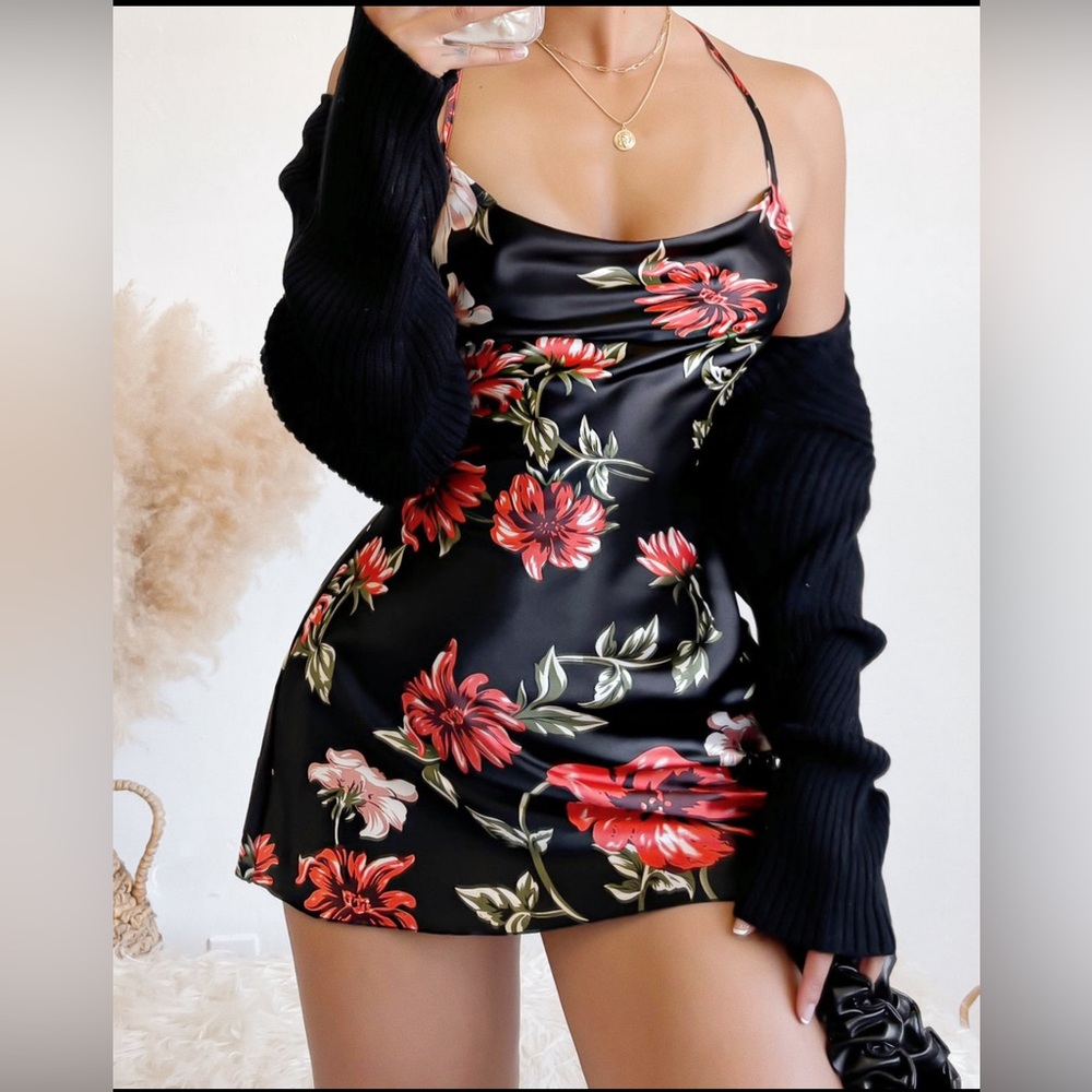 Satin floral back drop mini dress (Black)